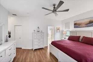 421 Pinewood Lake Dr, Venice, FL 34285 - Photo 39