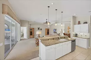 407 Pinewood Lake Dr, Venice, FL 34285 - Photo 31