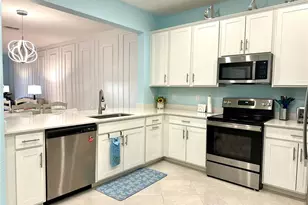 8752 St Kitts Cir, Englewood, FL 34224 - Photo 3