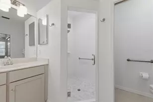 1379 Maseno Dr, Venice, FL 34292 - Photo 25