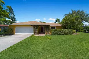 424 Baycrest Dr, Venice, FL 34285 - Photo 41