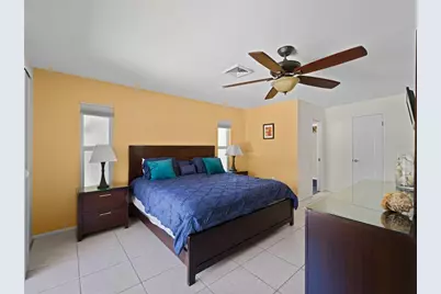 424 Baycrest Drive, Venice, FL 34285 - Photo 17