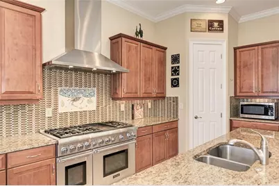 1058 Bluffwood Drive, Nokomis, FL 34275 - Photo 5