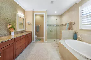 1058 Bluffwood Dr, Nokomis, FL 34275 - Photo 21