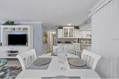 460 Base Avenue E #113, Venice, FL 34285 - Photo 13