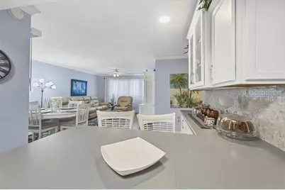 460 Base Avenue E #113, Venice, FL 34285 - Photo 15