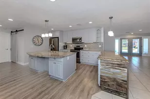 1243 Pine Needle Rd, Venice, FL 34285 - Photo 11