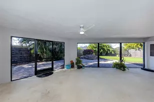 1243 Pine Needle Rd, Venice, FL 34285 - Photo 7