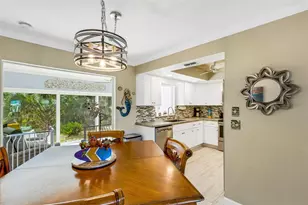 402 Circlewood Dr, Venice, FL 34293 - Photo 9