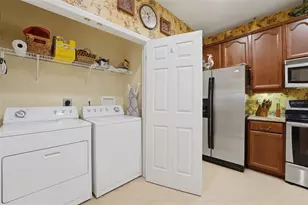 9419 Carnaby Dr, Venice, FL 34293 - Photo 13