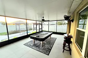 12021 Gillingham Harbor Ln, Gibsonton, FL 33534 - Photo 15