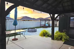 12021 Gillingham Harbor Ln, Gibsonton, FL 33534 - Photo 17