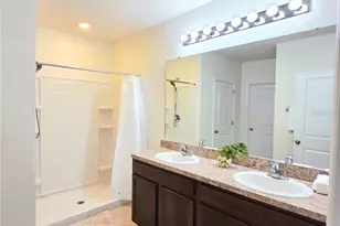 12021 Gillingham Harbor Ln, Gibsonton, FL 33534 - Photo 33