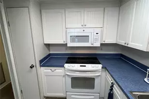 523 Vasto Dr, Venice, FL 34285 - Photo 17