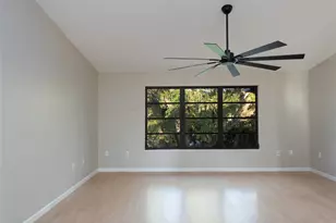 593 S Moon Dr, Venice, FL 34292 - Photo 11