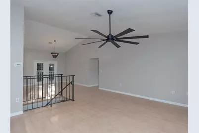 593 S Moon Drive, Venice, FL 34292 - Photo 9