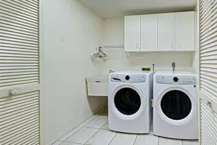 1275 Berkshire Cir, Venice, FL 34292 - Photo 45