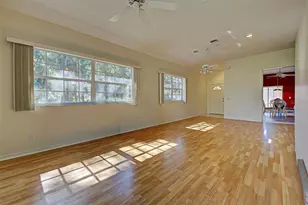 1275 Berkshire Cir, Venice, FL 34292 - Photo 11