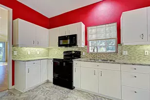 1275 Berkshire Cir, Venice, FL 34292 - Photo 23