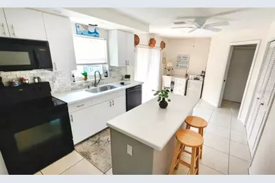 4925 Pepperwood Place, Venice, FL 34293 - Photo 13