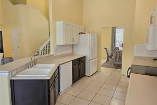 175 Braemar Ave, Venice, FL 34293 - Photo 9