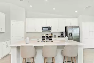 17505 Opal Sand Dr, Venice, FL 34293 - Photo 5