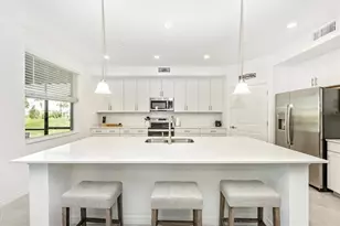 17775 Boracay Ct, Venice, FL 34293 - Photo 9