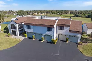 822 Capri Isles Blvd, Venice, FL 34292 - Photo 3