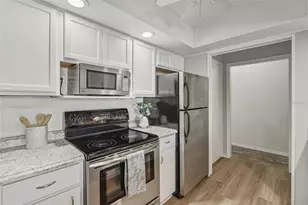 930 Royal Rd, Venice, FL 34293 - Photo 15