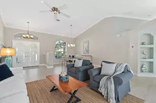 331 Meadow Beauty Ct, Venice, FL 34293 - Photo 11