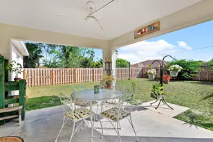 3784 Fontainebleau St, North Port, FL 34287 - Photo 23