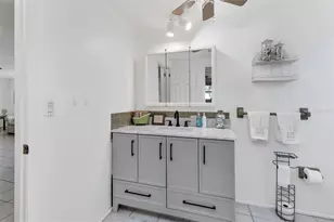 526 Grant Rd, Venice, FL 34293 - Photo 19