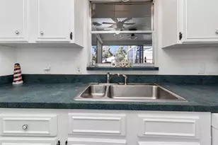 526 Grant Rd, Venice, FL 34293 - Photo 15