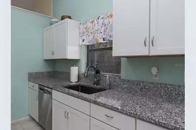 5974 San Michelle Drive, Sarasota, FL 34243 - Photo 23