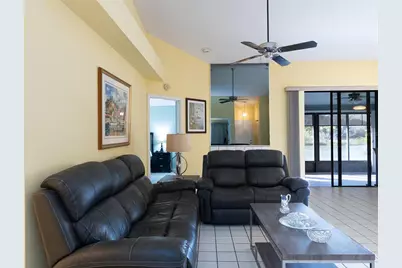 5974 San Michelle Drive, Sarasota, FL 34243 - Photo 9