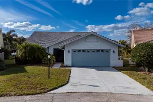 5974 San Michelle Dr, Sarasota, FL 34243 - Photo 1