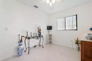 1655 Bal Harbour Dr, Venice, FL 34293 - Photo 15