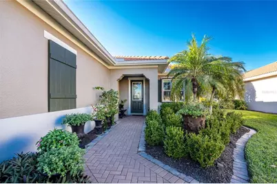 130 Palazzo Court, North Venice, FL 34275 - Photo 5