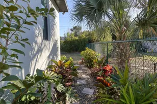 10461 Euston Ave, Englewood, FL 34224 - Photo 43