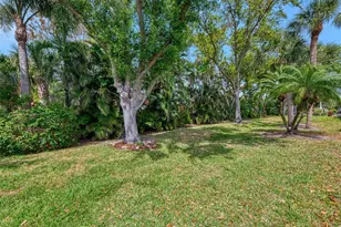 1035 Topelis Dr, Englewood, FL 34223 - Photo 43