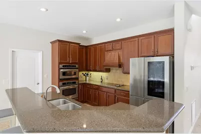 11930 Granite Woods Loop, Venice, FL 34292 - Photo 13