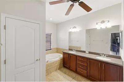 11930 Granite Woods Loop, Venice, FL 34292 - Photo 37