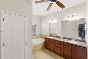 11930 Granite Woods Loop, Venice, FL 34292 - Photo 37