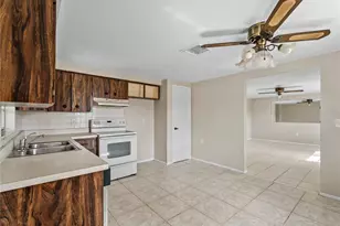 810 Texas St, Englewood, FL 34223 - Photo 29