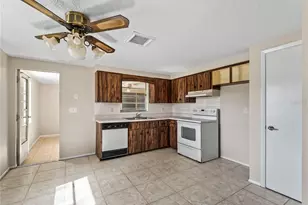 810 Texas St, Englewood, FL 34223 - Photo 27