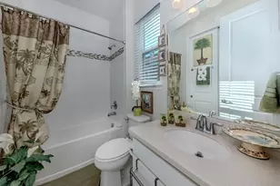 11609 Tapestry Ln, Venice, FL 34293 - Photo 25