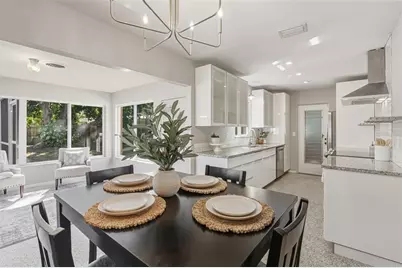 2532 Siesta Drive, Sarasota, FL 34239 - Photo 13