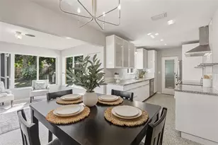 2532 Siesta Dr, Sarasota, FL 34239 - Photo 13