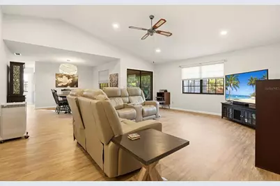 336 Gulf Breeze Boulevard, Venice, FL 34293 - Photo 5