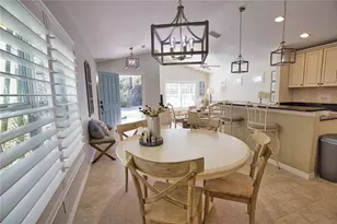 12444 Shimmering Oak Cir, Venice, FL 34293 - Photo 7